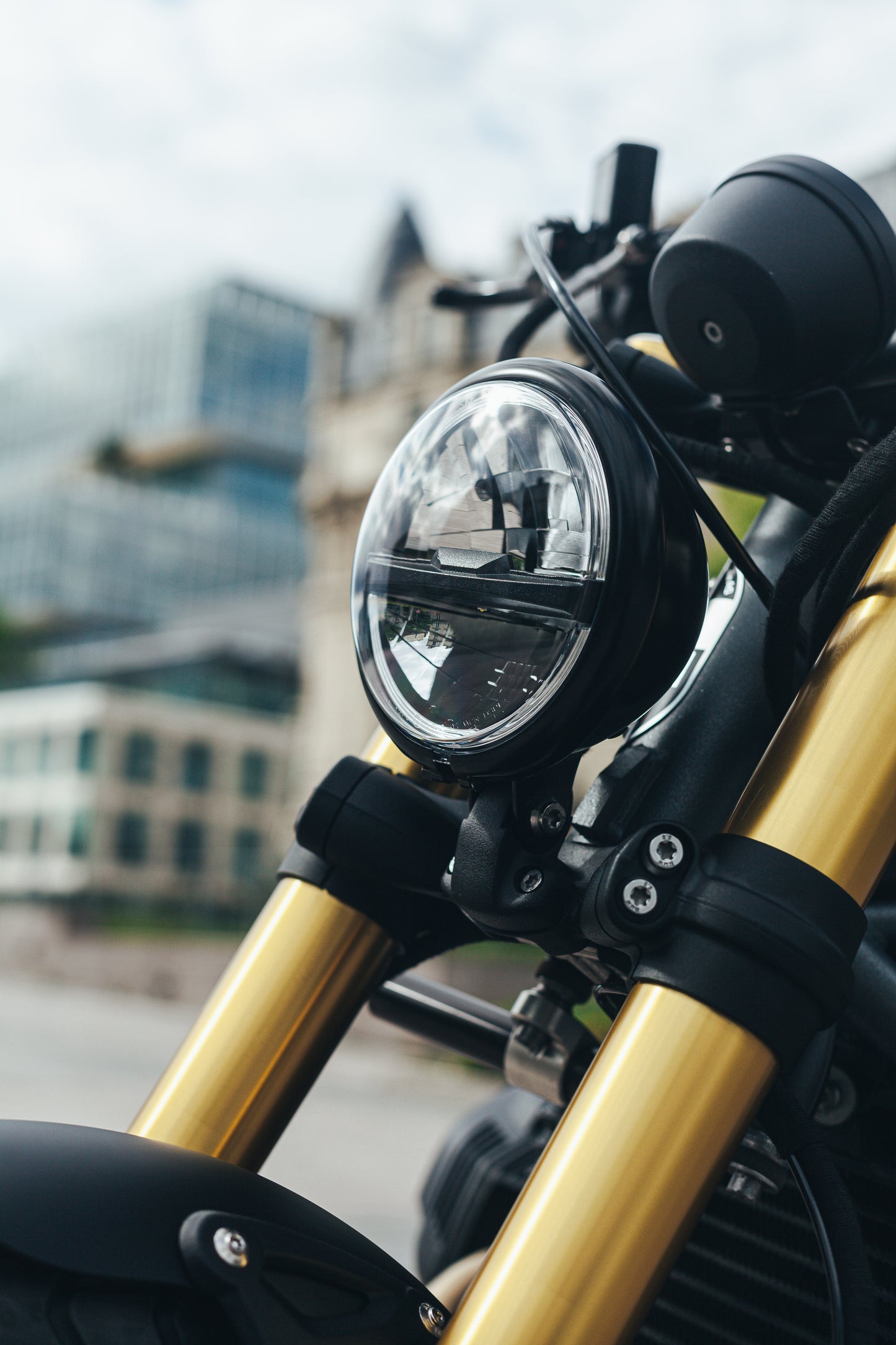 BMW Nine T - Street Tracker